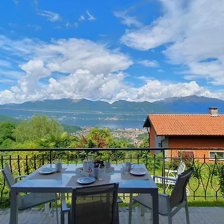 Дом отдыха Yasteful With Private Garden *