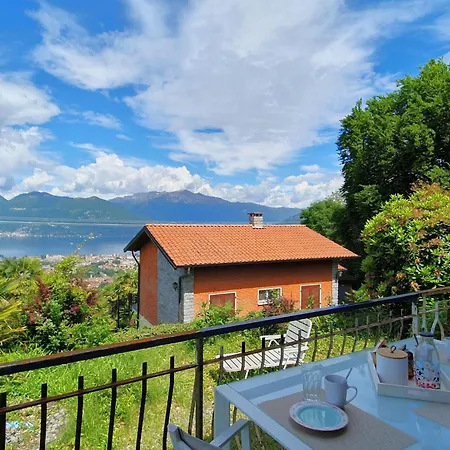 Дом отдыха Yasteful With Private Garden Montegrino Valtravaglia