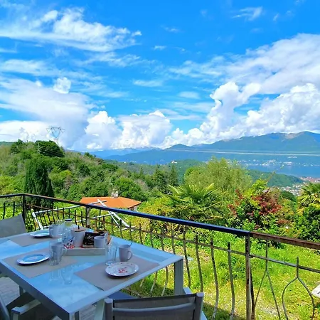 Дом отдыха Yasteful With Private Garden *
